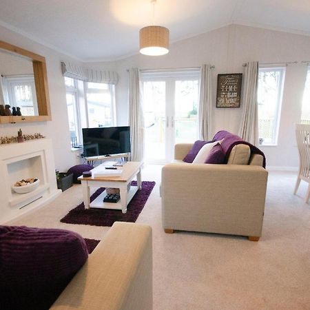 Hollicarrs - Long Lane Lodge York Dış mekan fotoğraf